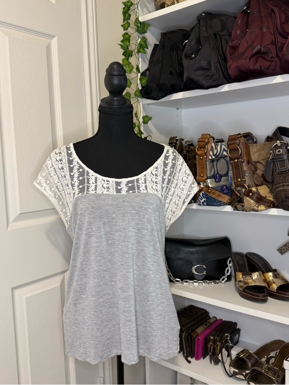 Forever 21 Gray Top with White Lace Yoke